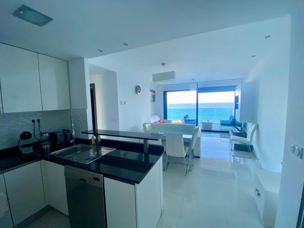 Apartment Deluxe Clara Sea Senses Torrevieja Exteriér fotografie